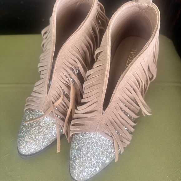 Fringe Glitter Ankle Boots - Silver and Tan - Picture 2 of 11